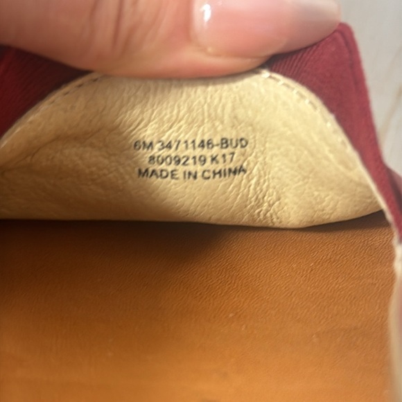 Frye Melanie Slip On Leathers Flats Loafers Red Women’s Size 6 - Picture 7 of 7